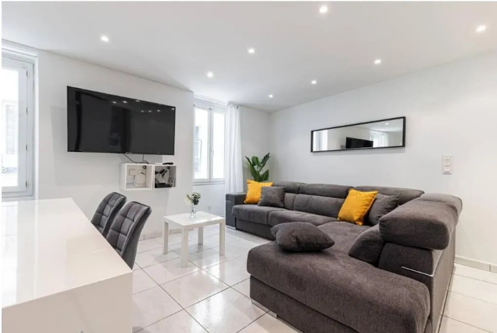 Apartment Grand Appartement- Le Port A/C Nice